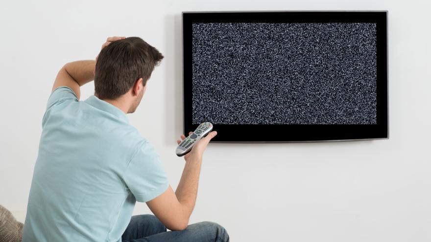 Woran Merkt Man Das Der Fernseher Kaputt Geht Fernseher kaufen: darauf sollten Sie bei TV-Geräten achten